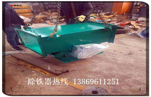 管道除鐵器，新疆管道式除鐵器簡介_新疆管道式除鐵器簡介廠家應用安裝示意圖型12000高斯_可定制工作原理 